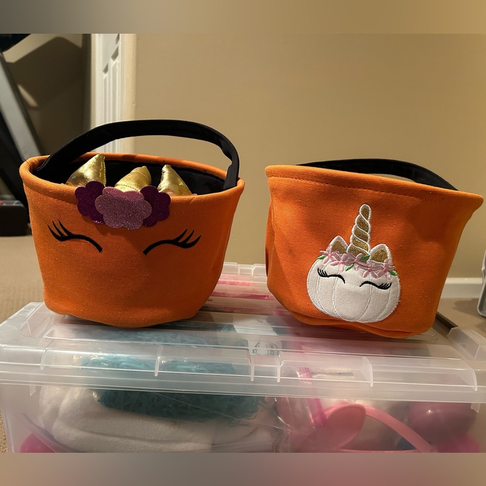Halloween canvas baskets - 2 designs, price per basket